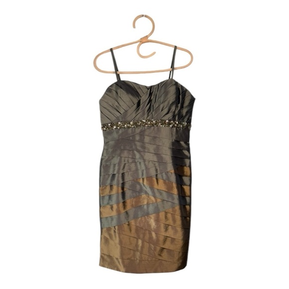 Annabelle Chrome Gold Ruffle Empire Waist Sequin Knee Length Cocktail Dress S 8 - Picture 1 of 15